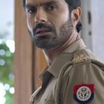 Leena Jumani Instagram - Chehre par masoomiyat thi aankhon mein sachaayi, mohabbat ki shakal liye aayi thi parchhaayee! ‘Client No. 7’ releasing on 31st August @ashmitpatel @leena_real @ulluapp @vibhuagarwalofficial @raeela7428 @vid_vidyan #webseries #comingsoon #actor #suspense #thriller