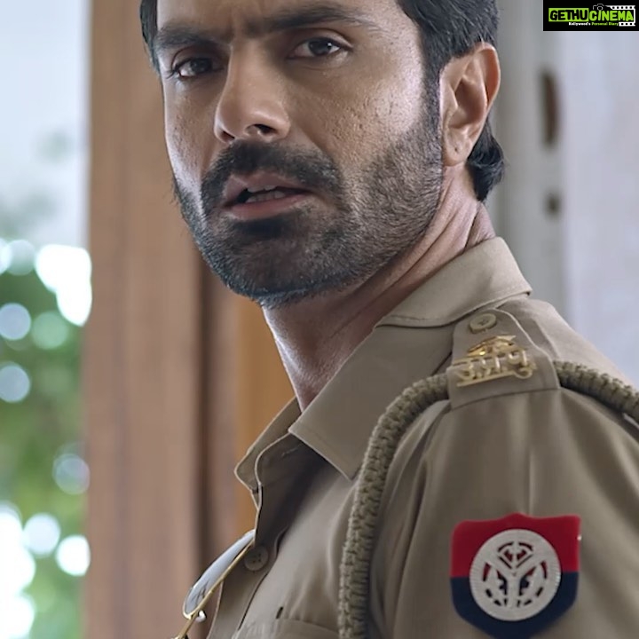Leena Jumani Instagram - Chehre par masoomiyat thi aankhon mein sachaayi, mohabbat ki shakal liye aayi thi parchhaayee! ‘Client No. 7’ releasing on 31st August @ashmitpatel @leena_real @ulluapp @vibhuagarwalofficial @raeela7428 @vid_vidyan #webseries #comingsoon #actor #suspense #thriller