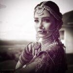 Leena Jumani Instagram - Dreams are with deadlines🖤