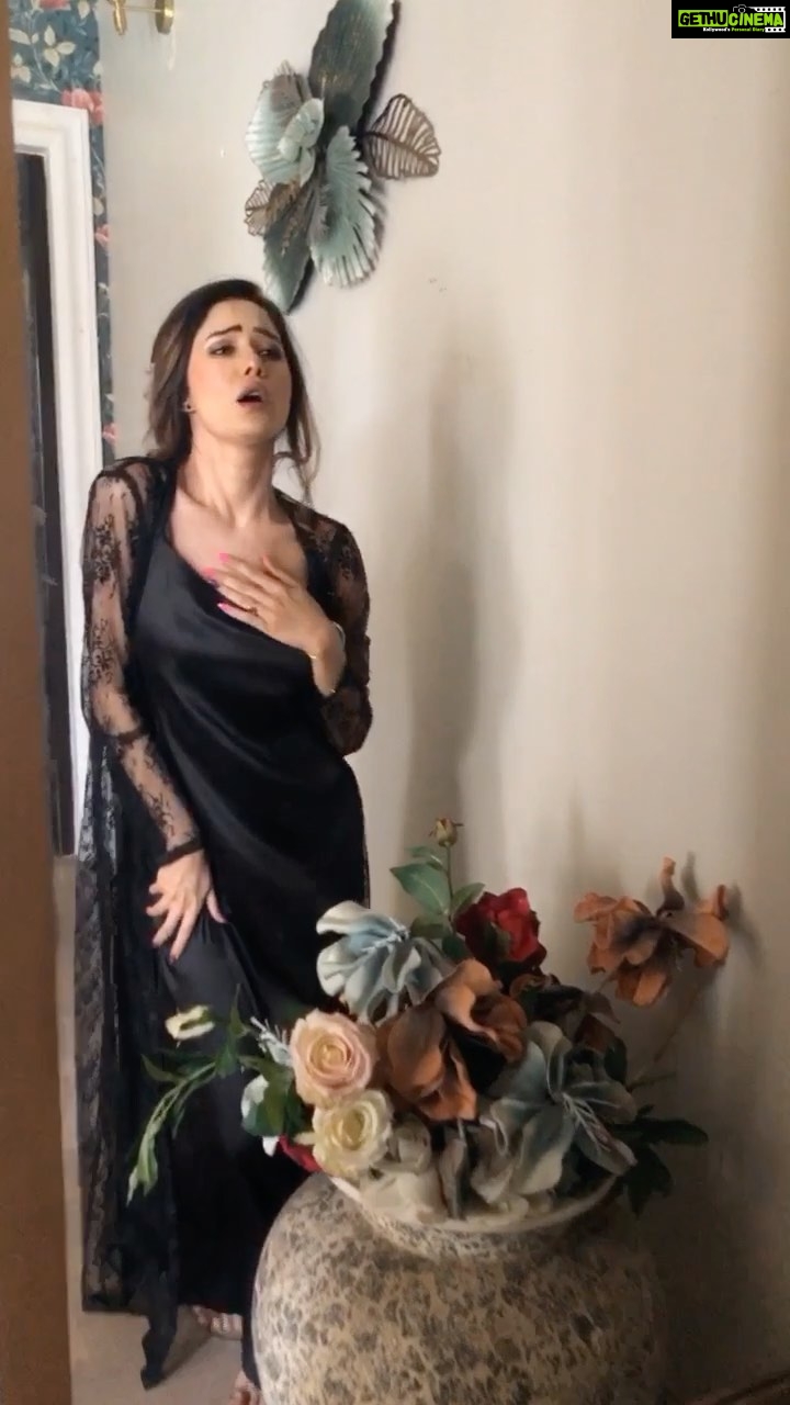 Leena Jumani - 60.8K Likes - dialoguessss day 😂♥️
#todayspartner #reels #reelsinstagram #reelkarofeelkaro #reelitfeelit