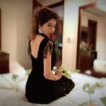 Leena Jumani Instagram - let me enter in your life, Rose whispered🌹 #Eventdiaries 📸- @pooja7422mywld Kanpur, Uttar Pradesh