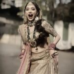 Leena Jumani Instagram - Someone - who are you? Me- Humour in the situations 😂