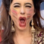 Leena Jumani Instagram - Hot or cute ? #reelitfeelit #reelkarofeelkaro #reelsinstagram #kkb 📸- @iam_reyhna