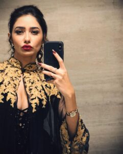 Leena Jumani Instagram - Event time 💫