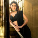 Leena Jumani Instagram – 🎬
@sstardomcelebritymanagement
@payalrai1303
@styledby_sanyaa
@karanraii11
@vmjumani
@journeyman1027
@sultan_makeupartist_11
@meena___yadav2
@nikki_shirodkar_meraki
@bookrecce_locations