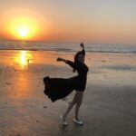 Leena Jumani Instagram - serenity & sunset 🤍