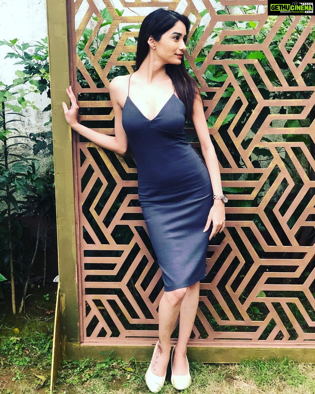 Leena Jumani - 33.6K Likes - Feeling blue-tiful 💙
.
.
.
@anamikaprajapati10