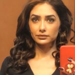Leena Jumani Instagram - Caption this🤔