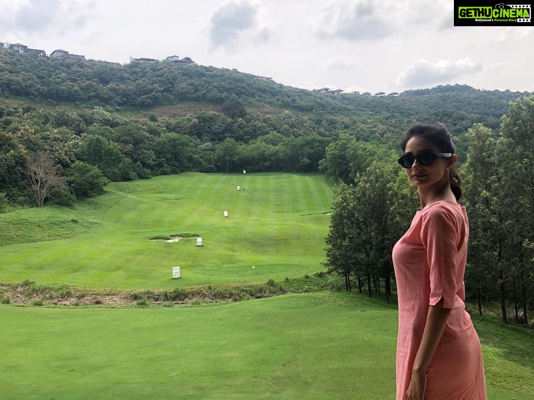 Leena Jumani Instagram - Soon you’ll find me golfing 🏌️♀️