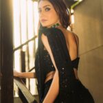 Leena Jumani Instagram – 🎬
@sstardomcelebritymanagement
@payalrai1303
@styledby_sanyaa
@karanraii11
@vmjumani
@journeyman1027
@sultan_makeupartist_11
@meena___yadav2
@nikki_shirodkar_meraki
@bookrecce_locations