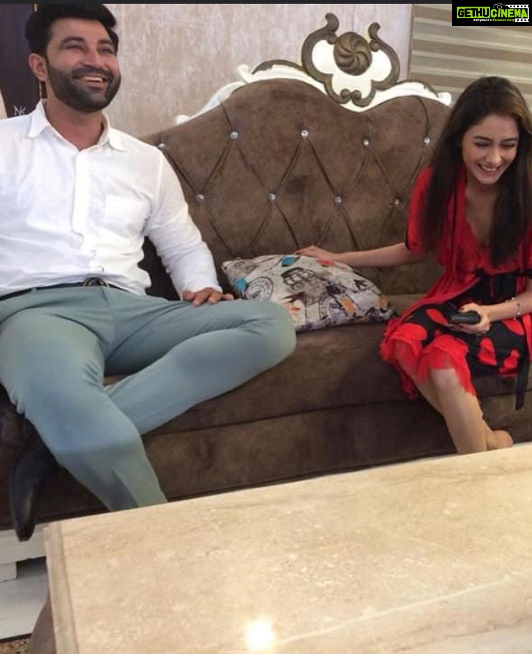 Leena Jumani Instagram - Because I wanted these pictures on my wall too. Lol Thank you each and everyone. For fun loving & laughing shooting 🙏🏻 @ashmitpatel @pooja7422mywld @sumitmanak @shalinisharma_06 @_i.k.a_