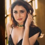 Leena Jumani Instagram – 🌺
@sstardomcelebritymanagement
@payalrai1303
@styledby_sanyaa
@nikki_shirodkar_meraki
@karanraii11
@journeyman1027
@sultan_makeupartist_11
@vmjumani
@s_bilal24
@bookrecce_locations