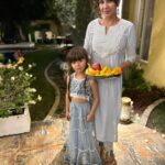 Lisa Ray Instagram - Happy Dhanteras ♥️ Blessings for you and your beloved’s from us.