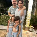 Lisa Ray Instagram – Happy Dhanteras ♥️
Blessings for you and your beloved’s from us.