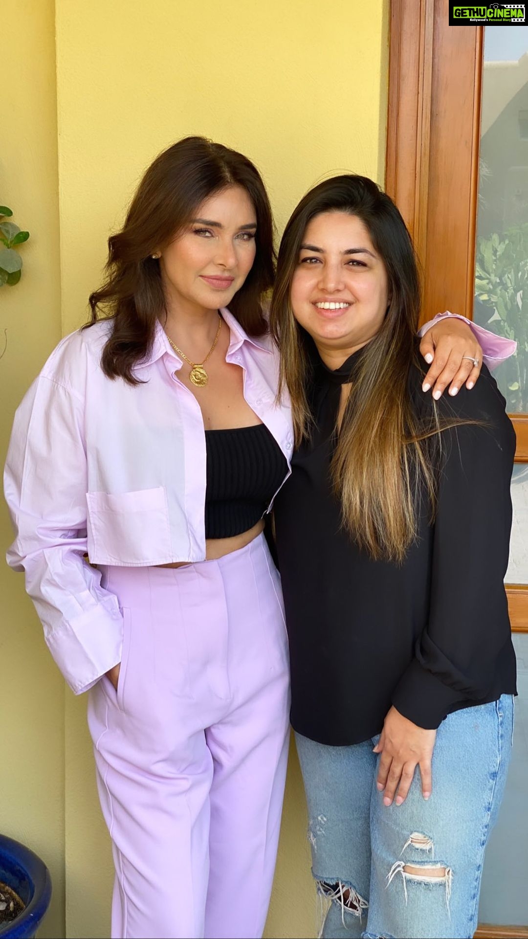 Lisa Ray Instagram - Glammed up the ever so gorgeous @lisaraniray. . . . Hair @cutelooksaloon #dubaimakeup #makeupart #makeupartistdubai #bridalmakeup #bridalmakeupartist #zoharashereen #lisaraniray Arabian Ranches Dubai