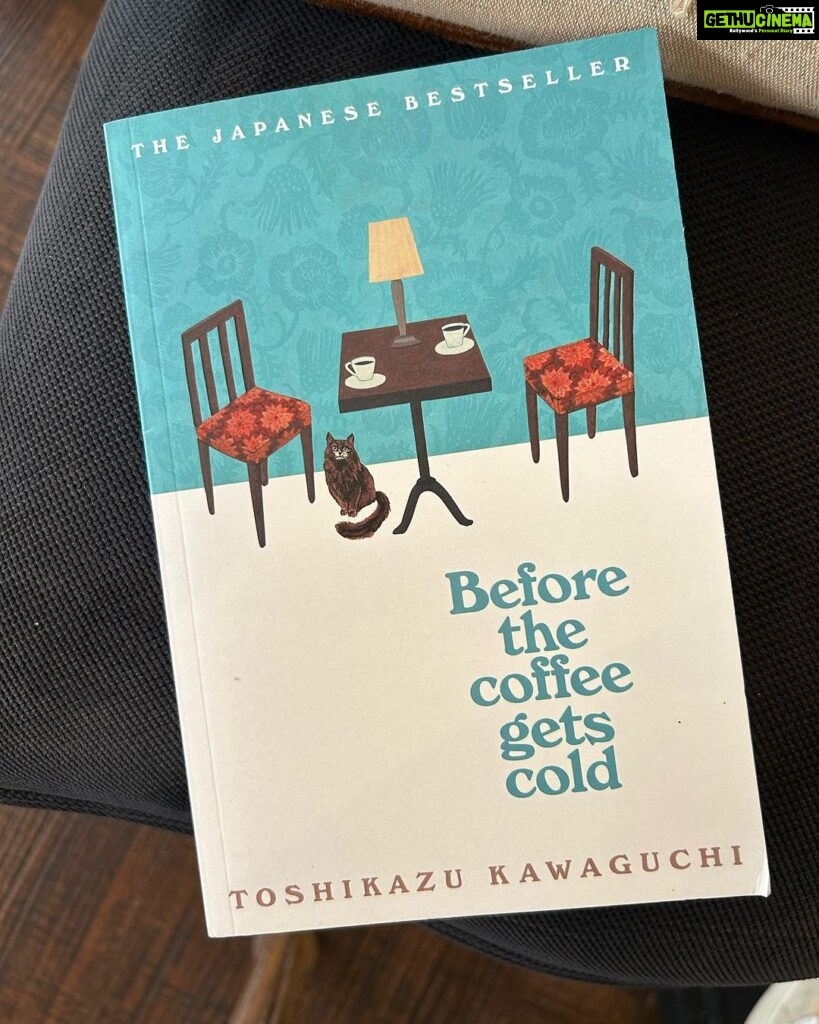 Lisa Ray Instagram - When it feels like the world has gone completely insane, I recommend turning to Japanese Lit. Currently indulging in #BeforetheCoffeeGetsCold by @kawaguchi.coffee and swallowing back my despair with my morning latte. Thank you @panmacmillanindia for my copy.