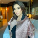 Lisa Ray Instagram - Thank you for having me @healthmagae @thumbaymedia @thumbayhospitaluae It was an honour to speak to a room full of eminent healthcare workers, surgeons, oncologists, nutritionists and Pink Warriors. Awareness is Power and the ability to unite over sharing our cancer stories is a great privilege that has the potential to change outcomes for patients. Never stop sharing. Never stop pushing for a cancer free future. Big take-away: self care is how you take your power back. Get screened. Acknowledge your fear and do it anyhow. Imagine me - or someone equally annoying- nagging you until you go, if it helps. Wonderful to see you my @mitunds ♥️ ….. Thank you @theartistreshumalhotra for your beautiful MUH @theartistbeautylounge Thank you @sujstyle for lending me your fabulous pink faux boucle @reemaameer cropped jacket #PinkWarriors #PinkWarriorsDubai #BreastCancer #pinktober Shangri-La Dubai
