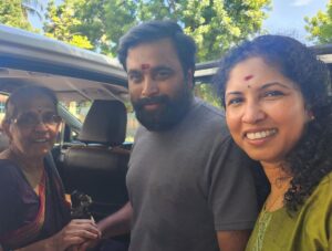 M. Sasikumar Instagram - Mythili ,my childhood friend and 5th std classmate at peters school. A strong friendship that continues till date.Whenever she travels from London to India, We make sure to meet and share some beautiful moments with our friends n family, As always it was a wonderful time seeing you #Mythili #Shiyamli and amma after a long while.
நட்பே ஜெய்க்கட்டும் 😍
#friends #friendship 
#india #london @mythili.sk28