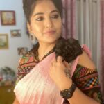 Madhavi Latha Instagram - Practice lekunda okasari chusi cheste ilane untadi , naku opika ledu saaami inthe #blooper #dancer #funny