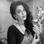 Madhavi Nimkar Instagram - Old songs never gets old …🎼🎶🎵 . . #oldisgold #oldsongs #fevorite 💕