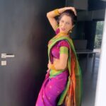 Madhavi Nimkar Instagram - Sawaar loon, sawaar loon 💖💕 . . #reeltime #instreel #love💖 costume & style by @theelanstyle @tanvi_palav.dance Jamalay ka g tuza sarkh ? 😜