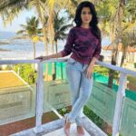 Madhavi Nimkar Instagram - Self love have very little to do with how you feel about your outer self.. It’s about accepting all of your self 💕💕 Good morning ♥️