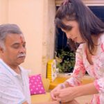 Madhavi Nimkar Instagram – Sunil dada happy rakshabandhan 🦋🥰
( Gift dilel ahe dada ne 😁)
Miss you Sameer dada ❤️
.
.
#featival #rakshabandhan #brothersister 
@tawades