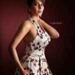 Madhavi Nimkar Instagram – I don’t pretend to be like everyone else
I don’t want to be like anyone like else.
And I will not change who I am just to “ Fit in “ 😉💖
•
#iamme #instapost 

Outfit @rkboutique_fashion ❤️
Make up me and @richas_makeover05 
Jewellery by @shreerampearls 
Style and managed by @isash22
Photographer @vishalbhoslephotography