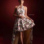 Madhavi Nimkar Instagram – I don’t pretend to be like everyone else
I don’t want to be like anyone like else.
And I will not change who I am just to “ Fit in “ 😉💖
•
#iamme #instapost 

Outfit @rkboutique_fashion ❤️
Make up me and @richas_makeover05 
Jewellery by @shreerampearls 
Style and managed by @isash22
Photographer @vishalbhoslephotography