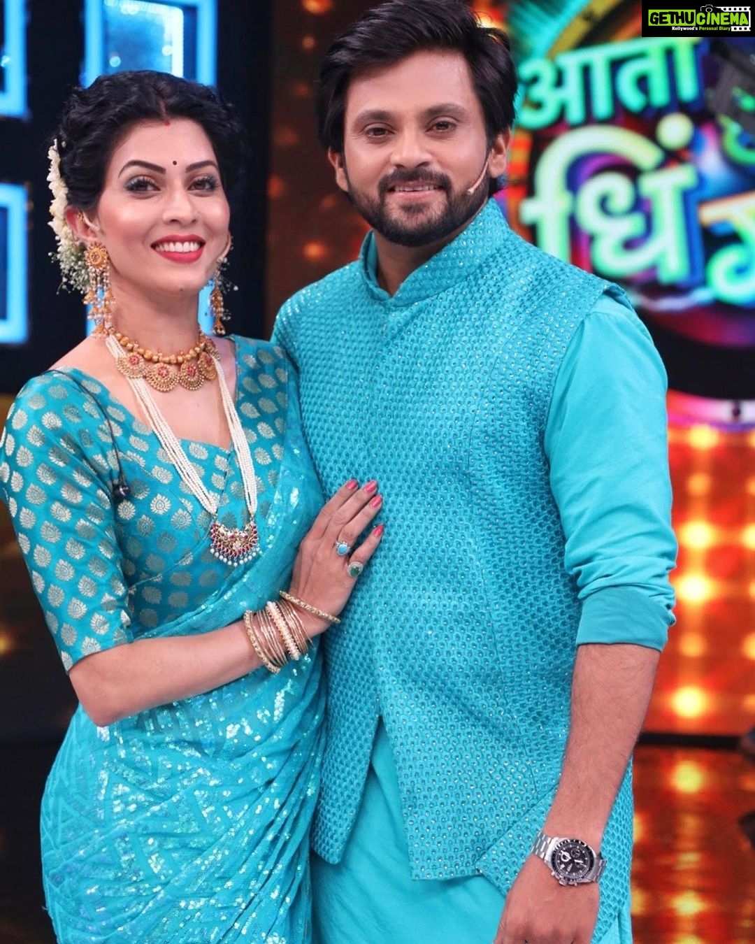 Madhavi Nimkar Instagram - Aaj wadhdivas aahe tuza 😊… Jevdhya shubhetcha ahet Tya shabdat mandata yenar nahit mala … khup mehanati ahes.. khup dedicated ahes, kaam uttam kartos.. Ani Ajun uttam karaichi takad ahe.. ekhada scene tula aavdala nahi tar tu Kiti restless hotos te me baghitlay.. ha restless pana mhanjech uttam abhinetyacha gun ahe… ani as a friend mhanun kasa ahes, Ani manus mhanun Kiti changala ahes he Maza shivay uttam koni sangu shakat nahi 🌸… mala nehami maza madhe changal kai ahe he dakhavat aalas .. ani Kai chukich ahe he sangat aalas.. Ek Mitra mhanun kayam Maza pathishi khambir ubha rahilas , Ani ya pudhe hi rahashil yachi mala purn Khatri ahe… khuuuuuup mottha ho… Mehanat kayam thev… Uttam kam tu karat rahanar ahes yachi mala Khatri ahe…. Bharbharun shubhetcha tula kapil 💖🤗😘 Happy birthday…hope you get everything that your heart desires 💕 Lots of love and blessings to you 🤗😘 have a blast and enjoy your day 🍰🎂💃