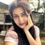 Madhavi Nimkar Instagram - Once you have accepted your flaws no one can use them against you 😉 Imperfection is fine .. ☺️ . . #metoday #thought💖 #imperfectme #instagram #Tuesday🫶🏻 💕