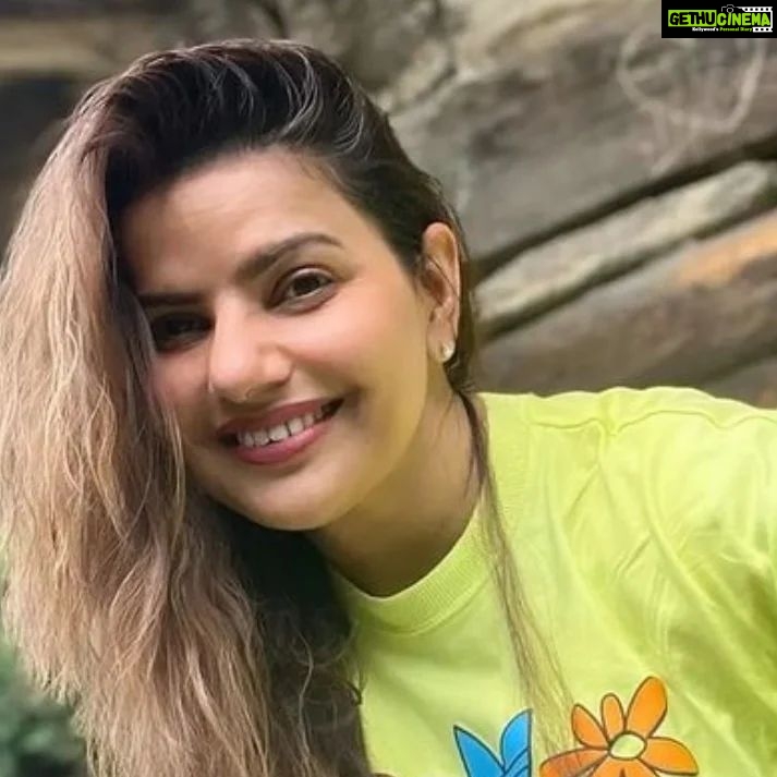 Madhu Sharma Instagram - Love you . @madhhuis didu
