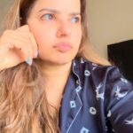 Madhu Sharma Instagram - Sub muh oothake aa jaate hain 😜😜😜😜😜😜 #reelsinstagram #reels #reelsvideo #reelitfeelit #reelkarofeelkaro #reelit #trendingreels #trendingnow #viral #viralvideos