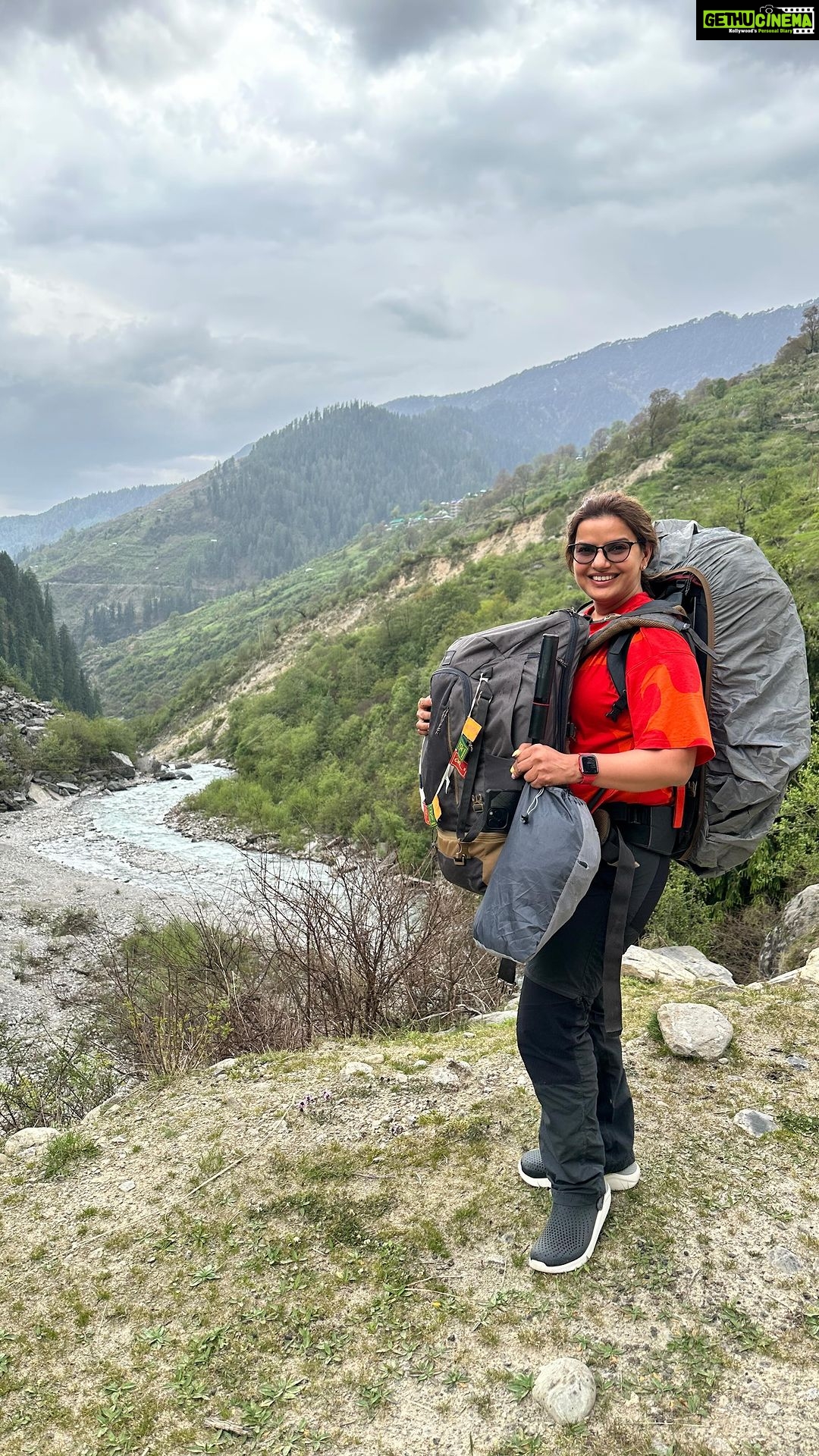 Madhu Sharma Instagram - “With every step on the trail, my love for trekking grows stronger. It’s a love that embraces challenge, craves discovery, and finds beauty in every rugged path.” #trekking #trek #trekkinglovers #hiking #hike #happiness #nature #naturelovers #madness #mountains Janglik
