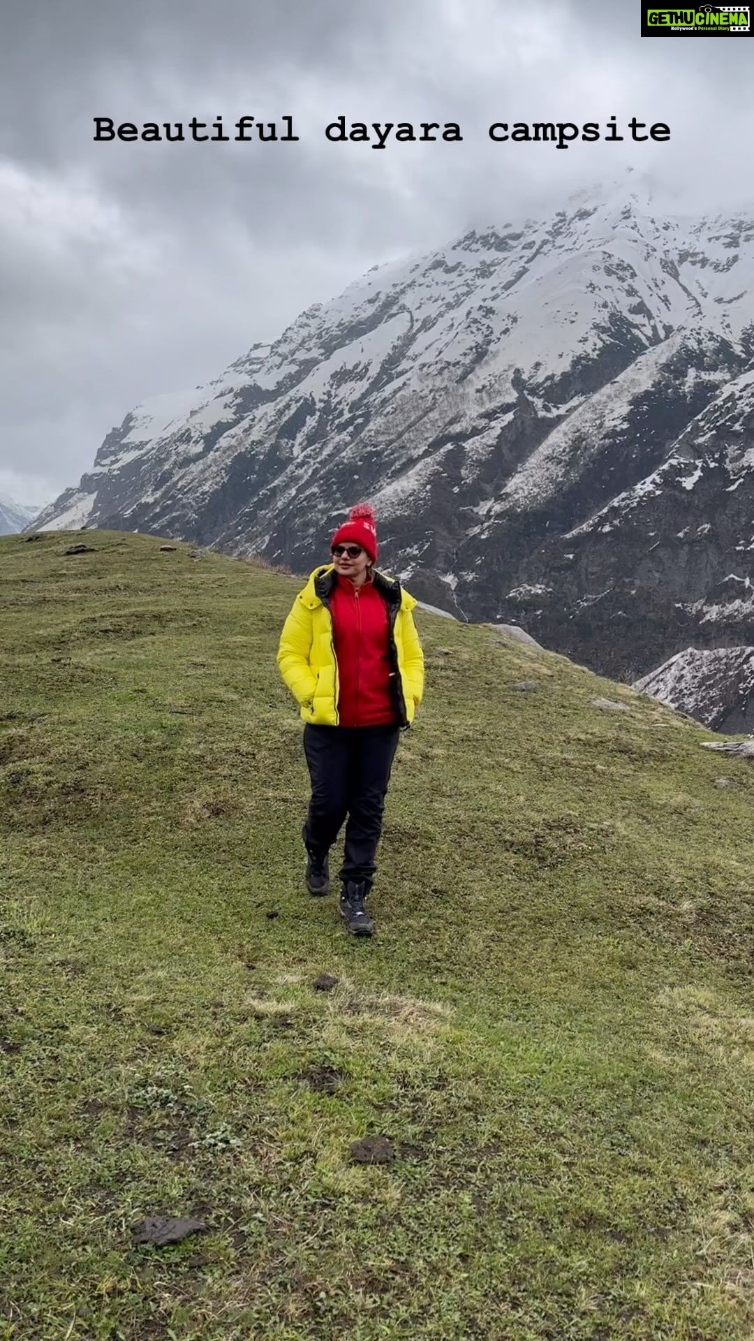 Madhu Sharma Instagram - Beautiful dayara campsite…. Buran ghati trek… Himachal #indiahikes #trek #trekking #trekindia #hiking #hike #himachal #buranghati #mountains #river #medows #pine #pinetrees #jungle #forest #birds #nature #snow #snowcapedmountains