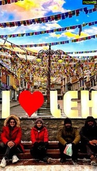 Madhu Sharma Instagram - Meeting people on treks and developing friendships is a wonderful experience that many trekkers cherish. Trekking is not just about exploring nature, it’s also about connecting with people and forming new friendships. When you’re on a trek, you’re likely to meet people from different backgrounds, cultures, and nationalities, which can lead to interesting conversations and experiences. #chaddartrek2023 #trekking #friendship