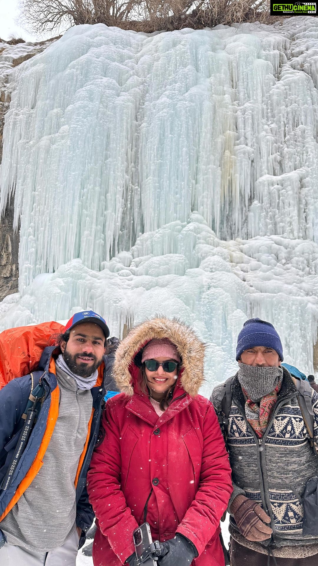 Madhu Sharma Instagram - “The Chadar Trek is a journey that will challenge you physically, mentally, and emotionally, but completing it will make you stronger in every way….. #chaddartrek2023 #zanskar #trekking #trek #hike #hiking #mountains #happiness #completingtrek #leh #ladakh