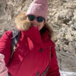 Madhu Sharma Instagram - “Hike more. Worry Less. #hiking #hikingadventures #mountains #mountainlovers #mountainlife #naturelovers #chaddartrek #zanskarvalley #leh #ladakh #ladakhinwinters #india #explore #explorepage #explorepage✨