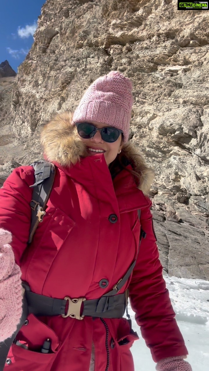 Madhu Sharma Instagram - “Hike more. Worry Less. #hiking #hikingadventures #mountains #mountainlovers #mountainlife #naturelovers #chaddartrek #zanskarvalley #leh #ladakh #ladakhinwinters #india #explore #explorepage #explorepage✨