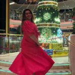 Madhu Sharma Instagram - Happiness #happyme #happy #happiness #cordeliacruise #cruising #sea #middleofthesea