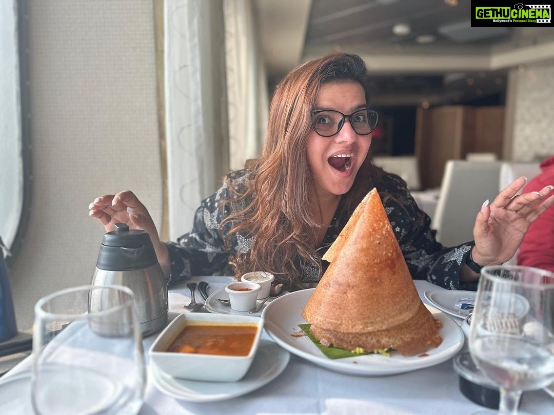 Madhu Sharma Instagram - Breakfast with my besties @ashviniijadhav and my darling ridhu Cordelia Cruises