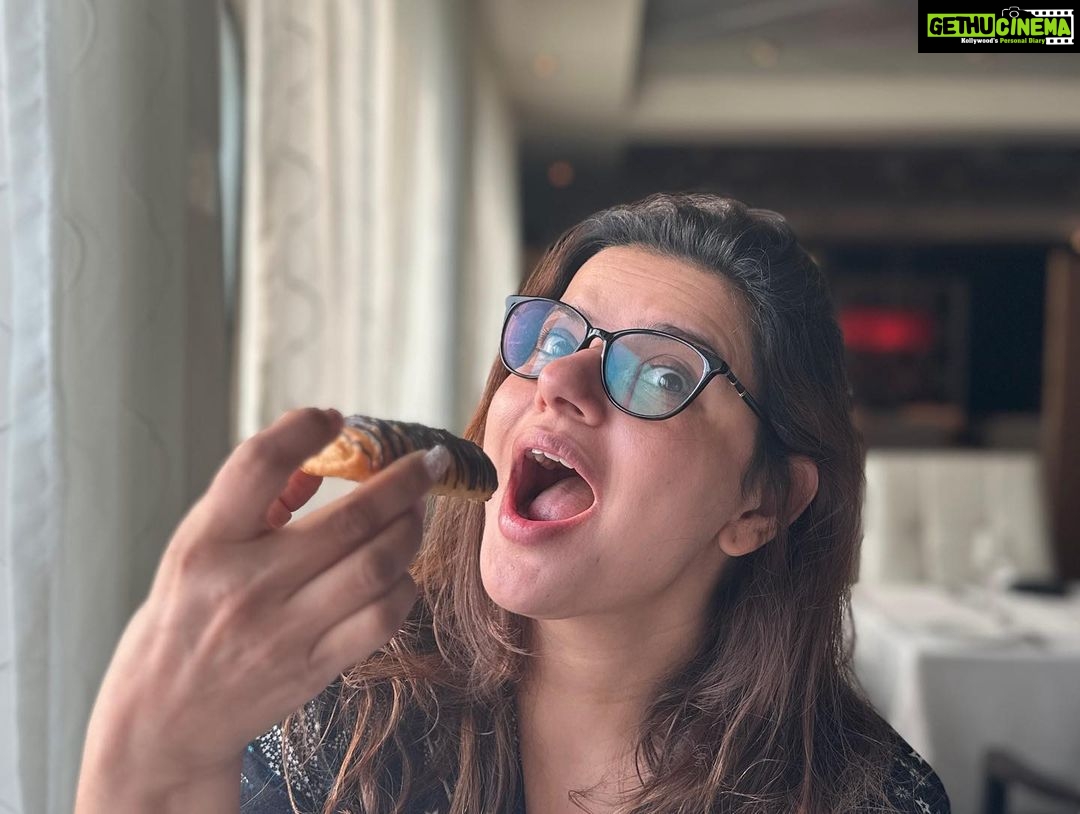 Madhu Sharma Instagram - Breakfast with my besties @ashviniijadhav and my darling ridhu Cordelia Cruises