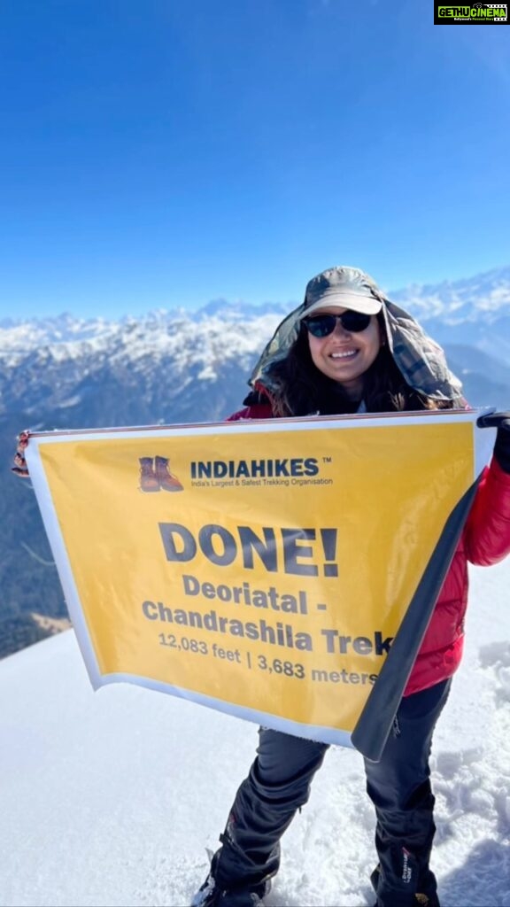 Madhu Sharma Instagram - My trekking experience of 2022 .. started with #bharamtal #deoriatalchandrashilatrek #sandakphutrek #rupinpasstrek and finally #bodhpathritrek ..what a experience… can’t express in words but you can see the happiness on my face