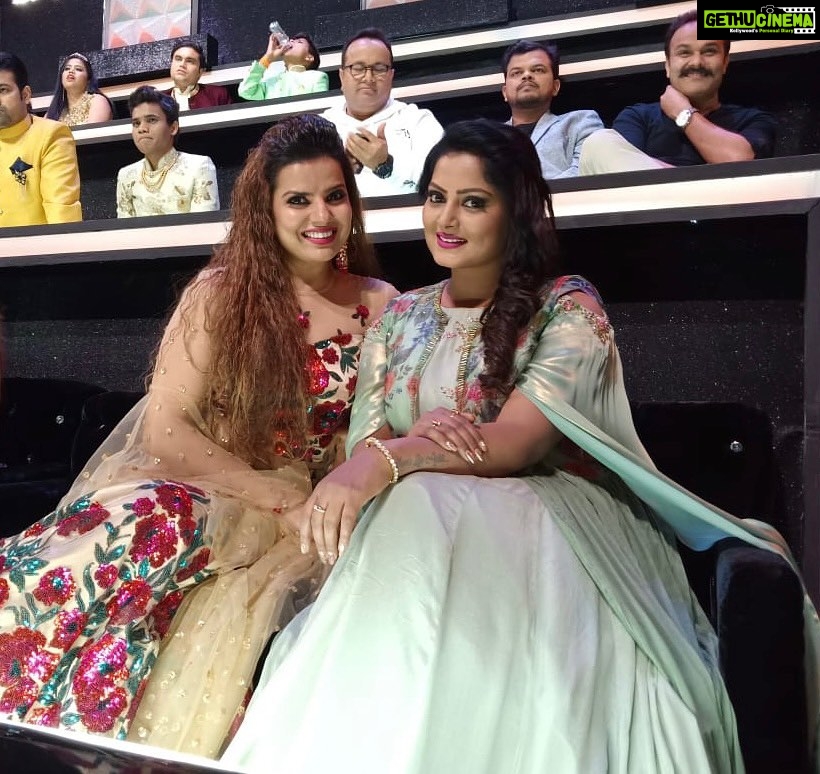 Madhu Sharma Instagram - Happiest birthday dear @madhhuis 🎂🎂💐🎁🎉 God Bless you 🙌