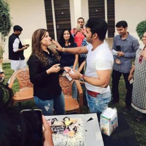 Madhu Sharma Instagram - आज भोजपुरी कि सुपरहिट अभिनेत्री @madhhuis जी का #जन्मदिन है और हमारे तरफ़ से इनको बहुत बहुत बधाई और शुभकामना हैं, और उपर वाले से प्रथाना हैं कि वो आपके जीवन में खुशियाँ बनाये रखें, भैया लोग आप सभी भी अपना प्यार आशीर्वाद जरूर दीजिएगा... #MadhuSharma #happybirthday 
#PawanSingh #SatyaBhai