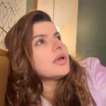 Madhu Sharma Instagram – 😂😂😂😂😂😂😂
#ree #reels #reelsinstagram #reelsvideo #reelitfeelit #reelsindia #reelkarofeelkaro #reef2reef #reelsviral #viral #viralvideos #comedy #comedyvideos #comedyreels
