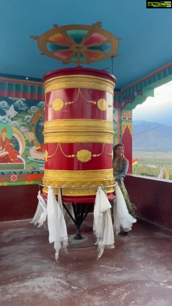 Madhu Sharma Instagram - Tibetan prayer wheels also called Mani wheels by the Tibetans are holy ritual objects for spreading and distributing spiritual blessings positive and well #prayer #prayerwheel #powerofprayer #leh #ladakh #ladakhtrip #powerofpositivity #mantra