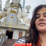 Madhumita Sarcar Instagram - Keeping you posted 😜 #heeriye