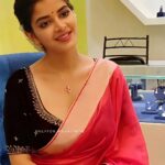 Madhumita Sarcar Instagram - তোমাকেই চাই ❤️ @madhumita_sarcar #madhumitasarcar #onlyformadhumita #madhumitans #madhumita #bojhenasebojhena #bsb #yashmadhumita #kusumdola #pakhighoshdostidarsingharoy #omonre #yashmita #arahi #cheeni #svf #starjalsha #zeebangla #cheeni2 #hoichoi #uttoron #Dilkhush #sencogoldanddiamonds