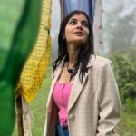 Madhumita Sarcar Instagram - Life is all about collecting memories, preserving the best ones🏔️🌏🧿